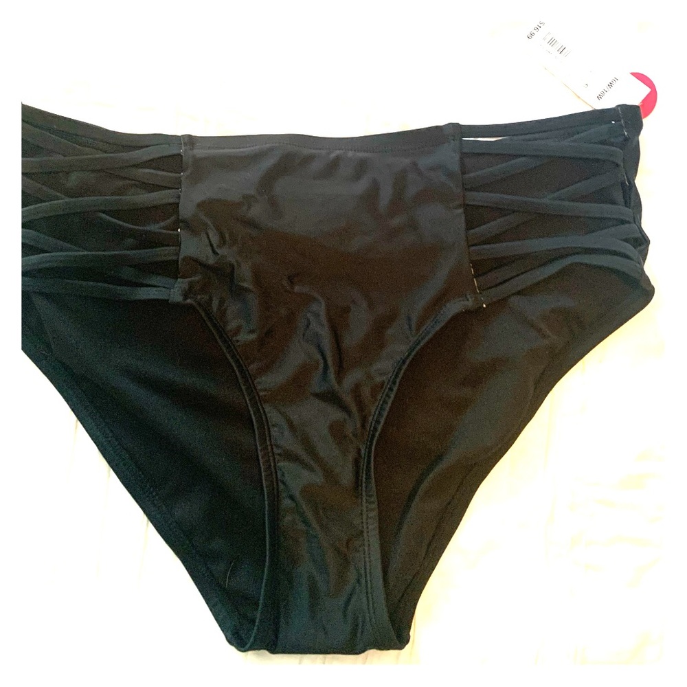 Size XL NWT bikini bottoms